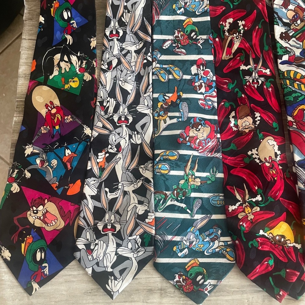Vintage Looney Tunes Mania Silk Tie Lot 9pc Bugs Bunny Taz 1990s Warner Bros - Picture 2 of 8